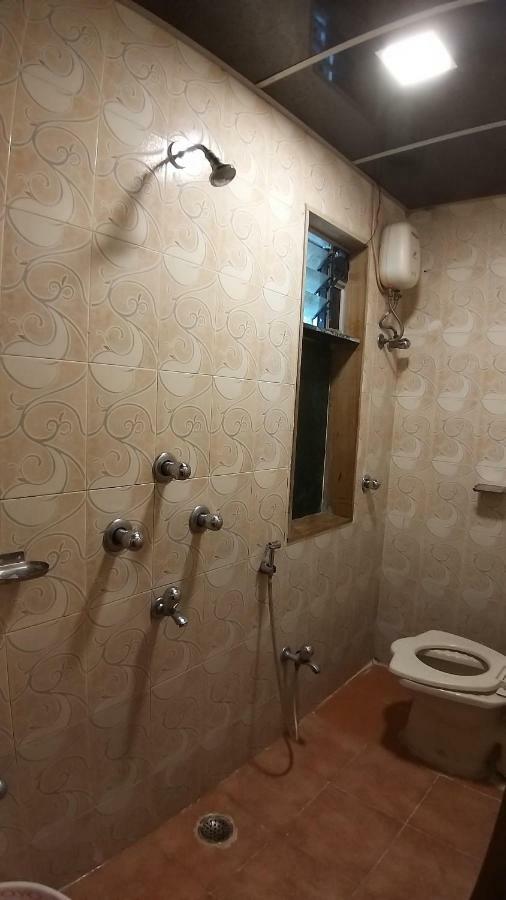 Hotel Saim Palace Mumbai Kültér fotó
